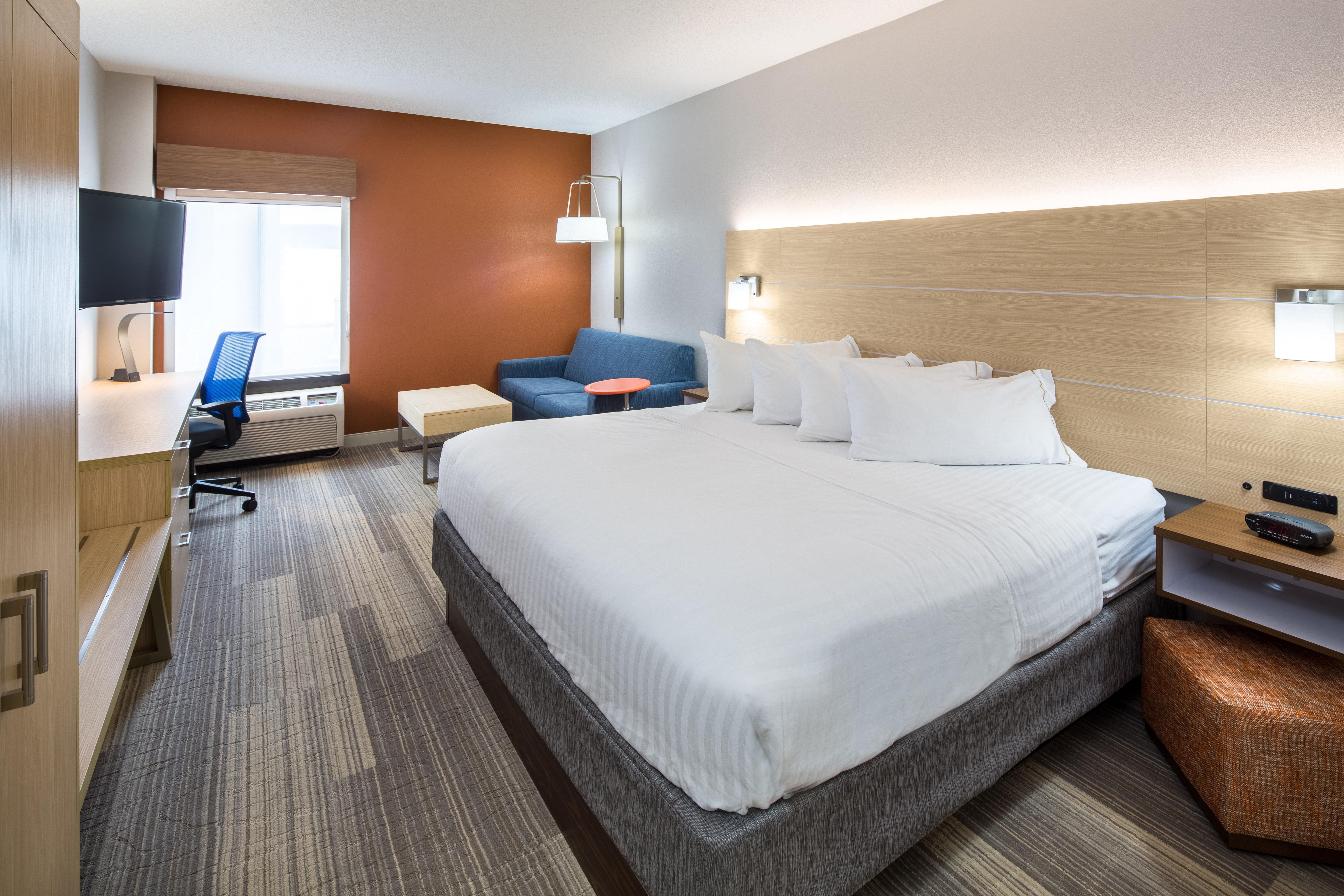 Holiday Inn Express Cedar Rapids - Collins Road By Ihg Экстерьер фото