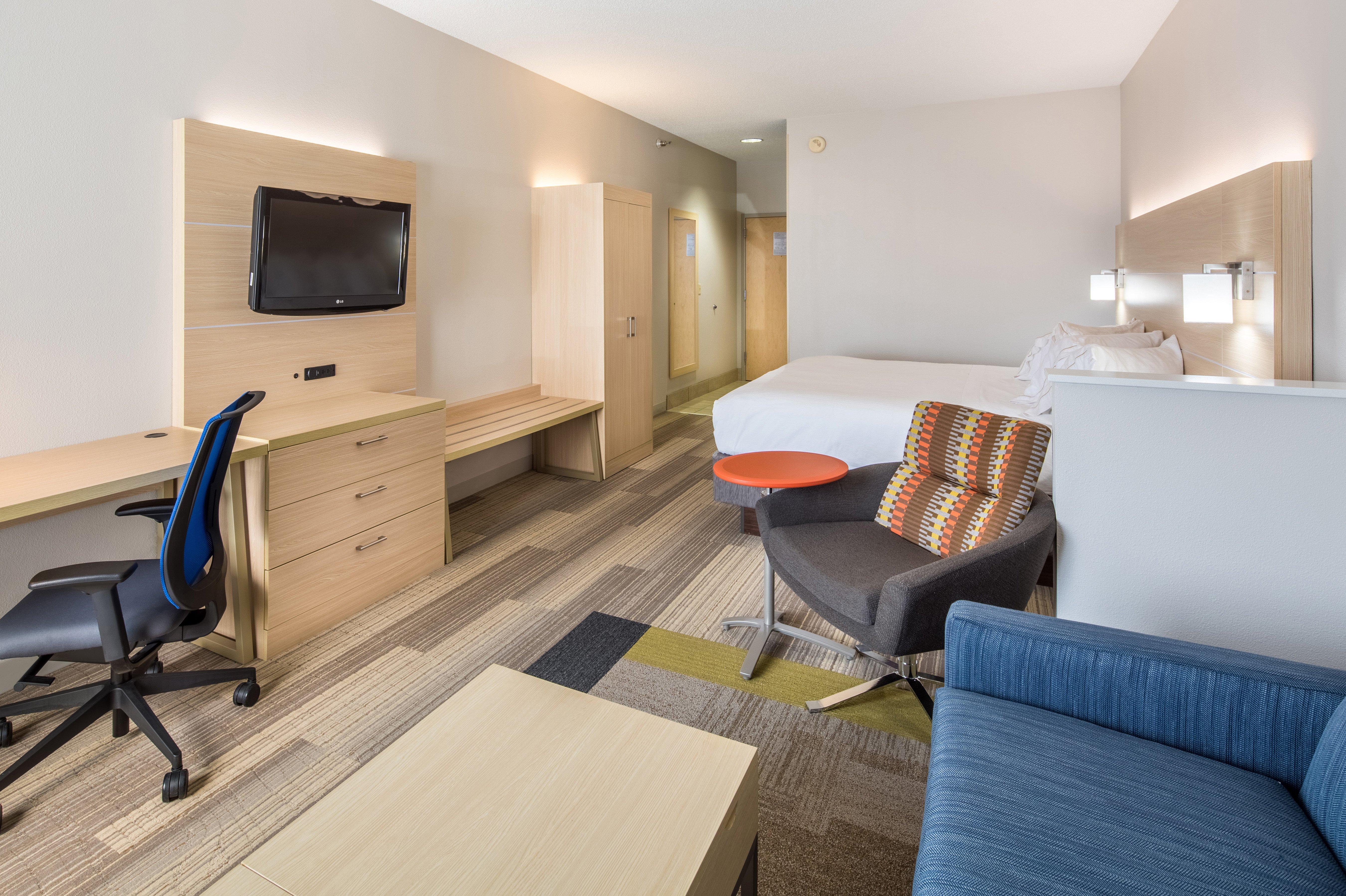Holiday Inn Express Cedar Rapids - Collins Road By Ihg Экстерьер фото