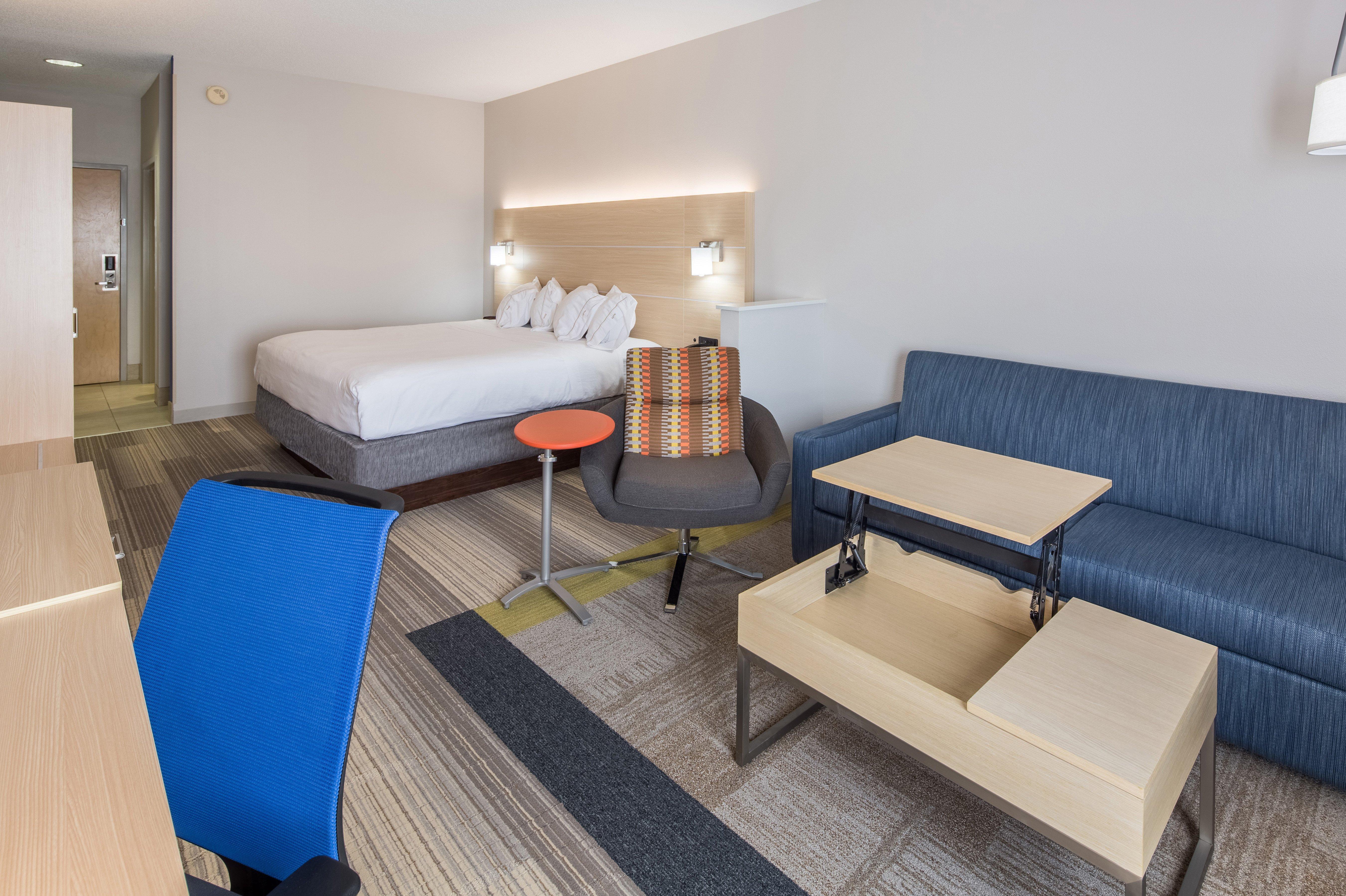 Holiday Inn Express Cedar Rapids - Collins Road By Ihg Экстерьер фото